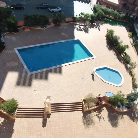 公寓 Torremar Infinity 9 *